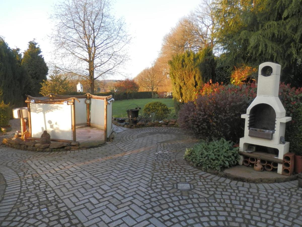 La Petite Cretouffiere - Naturiste Accommodation - Adult Only Colombiers-du-Plessis Buitenkant foto