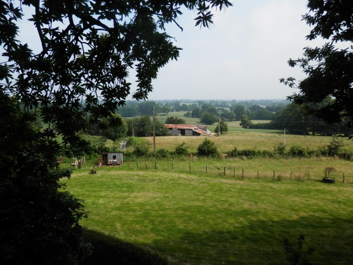 La Petite Cretouffiere - Naturiste Accommodation - Adult Only Colombiers-du-Plessis Buitenkant foto